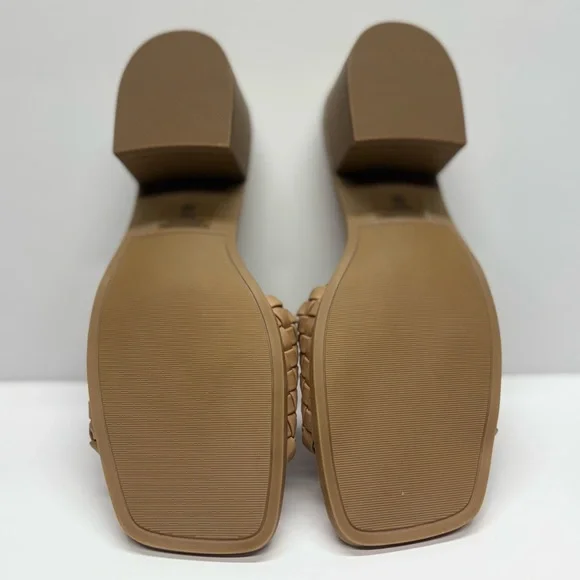 Vintage 7 Eight Mule Sandal with Heel | Tan | Size 10M
NWOT - Picture 8 of 10